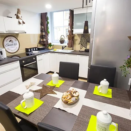 Sweet Getaway - & Parking Apartman *