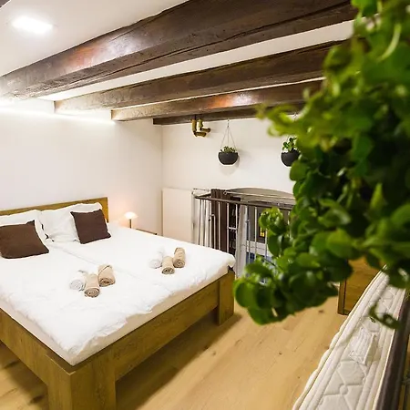 Sweet Getaway Loft - New, Central&parking Appartement *