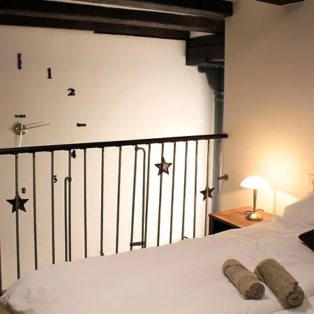 Sweet Getaway Loft - New, Central&parking