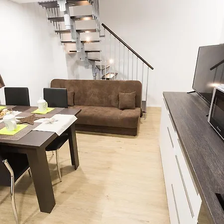 Sweet Getaway - & Parking *